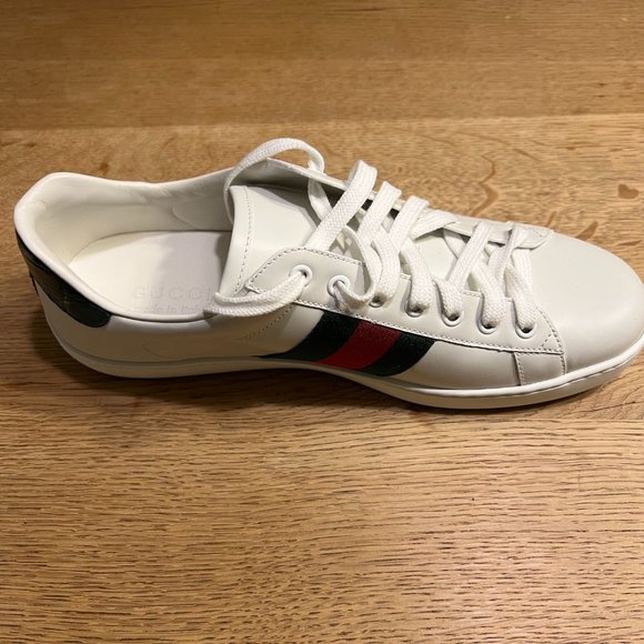 Gucci Authentic Ace Leather Sneaker Purchased From Saks Brand New Perfec…
